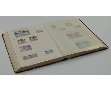 France: An accumulation of U/M stamps from 1900's to 1940's including blocks, part sheet etc&nbsp;