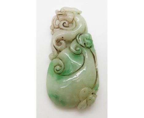 Chinese jade carving depicting a phoenix, 6.8 x 3.5cm