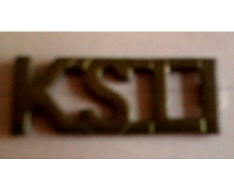 British King's Somerset Light Infantry brass shoulder title.