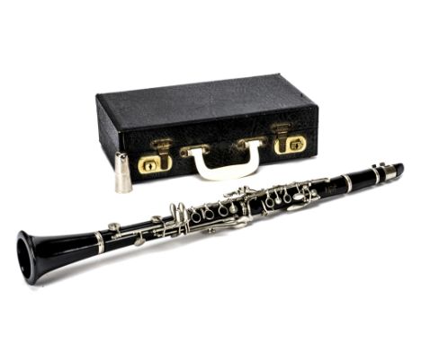 Boosey &amp; Hawkes Clarinet, a Boosey &amp; Hawkes Regent clarinet (serial 316379) in very good condition and with hard case