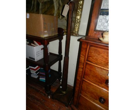 A 1920's Art Deco oak standard lamp. H.159cm 