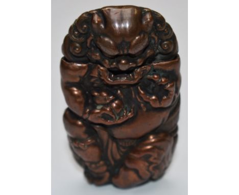 Japanese figural vesta case, 6 x 3.5cm