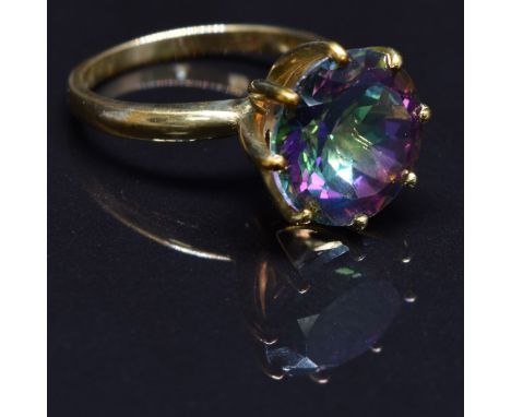 A 9k gold ring set with mystic topaz, size N, 4.6g