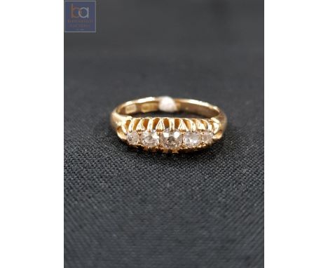 ANTIQUE 18 CARAT GOLD 5 STONE DIAMOND RING 