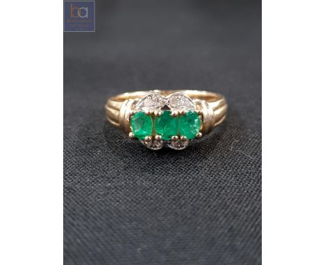 14 CARAT GOLD EMERALD &amp; DIAMOND RING 