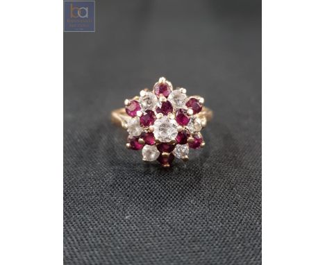 18 CARAT GOLD RUBY &amp; DIAMOND CLUSTER RING 