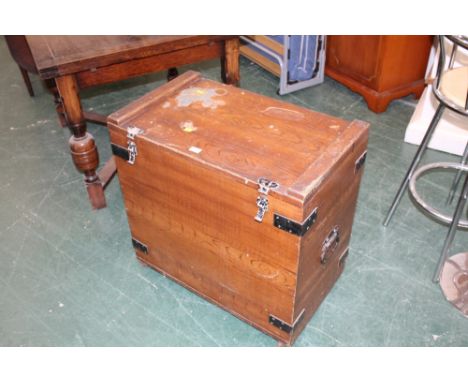 Wooden heavy duty storage trunk on castors 