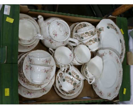 Duchess Glen pattern part tea set and cups and saucers 