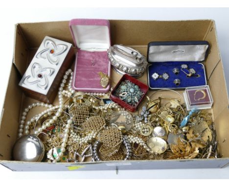 Box of costume jewellery, trinket boxes, lighter, etc 