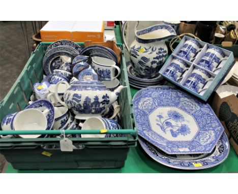 Large quantity of blue and white china, Old Willow pattern, Spode, Blue Italian, Wedgwood and Churchill 