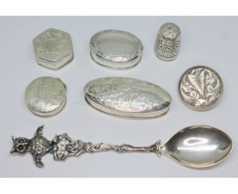 A mixed lot comprising four pill boxes marked '925', a continental novelty souvenir spoon with owl finial, a bright cut engra