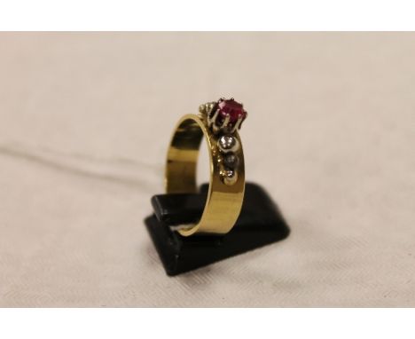 A 14ct gold ruby ring. CONDITION REPORT: Good condition.