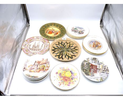 A quantity of display plates including Coalport Christmas, Royal Worcester, Mason's etc.