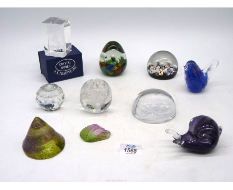 A quantity of paperweights including Caithness, Isle of Wight bird, Tutbury crystal etc.