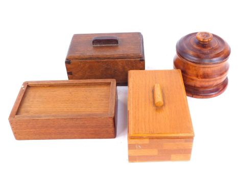 An oak storage box, in the Art Deco style, 6cm high, 15cm wide, 9cm deep, a plywood storage box, with a moulded cylindrical h