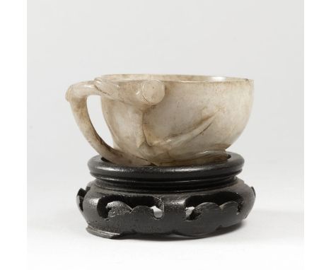 18 th CENTURY CHENG LUNG JADE CUP cm  3,6 X 7 small chip on the edge