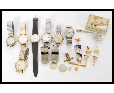 A group of vintage watches to include Trafalgar, Pulsar, Certina, Ingersol, Avia, Sekonda etc. Along with a small quantity of