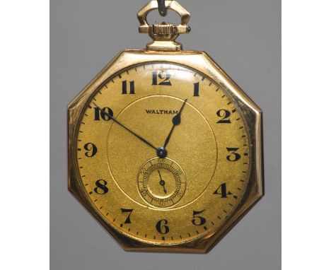 An American Art Deco 14 ct gold cased gentleman's keyless wind open face pocket watchThe 3.75 cm signed gilt dial with Arabic