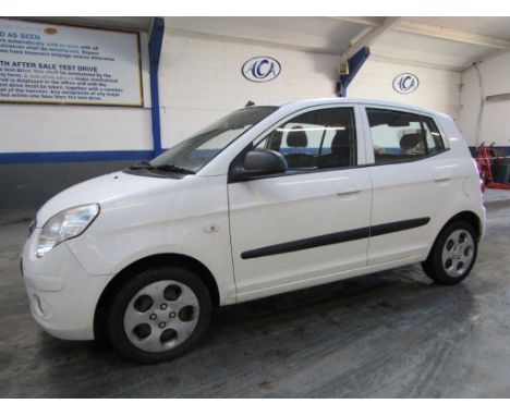 Make &amp; Model: Kia Picanto DominoDate of Reg: ND60 EAWColour: Whitecc: 1086MoT: 17-11-2022Fuel Type: PETROLMileage: 131kTr