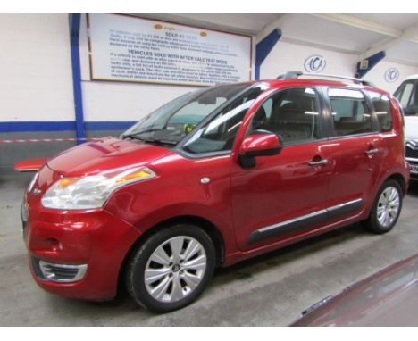 Make &amp; Model: Citroen C3 Picasso ExclusiveDate of Reg: WF59 KTAColour: Redcc: 1560MoT: 27-05-2022Fuel Type: DIESELMileage