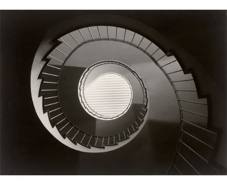 Heinrich Heidersberger (Ingolstadt 1906 – 2006 Wolfsburg). Funkhaus Hannover. 1951Vintage. Silbergelatineabzug.  17,4&nbsp;×&