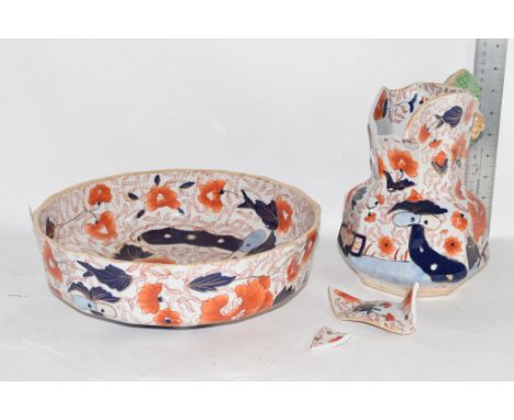 IMARI JUG AND BASIN, THE JUG A/F