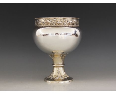 A George V silver goblet, George Nathan & Ridley Hayes, Chester 1911, the compressed globular body above knopped stem on circ