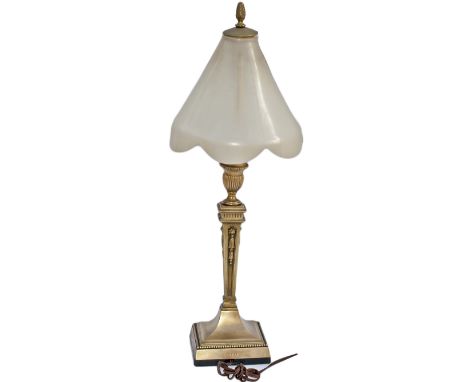 Pullman Type A brass table lamp stamped on the side of the base TC17. Car No.17 was a Parlour car with Kitchen built in the U