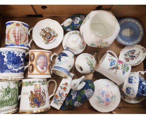Mixed Collection of Ceramic Items to include Royal Commemorative Tankards, Wedgwood Pin Dishes, Ceramic Ducks etc. (1 Tray) 