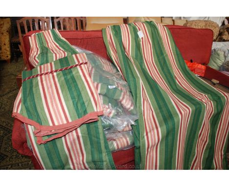 Five pairs of red/green Curtains and pelmets, 48" x 78"