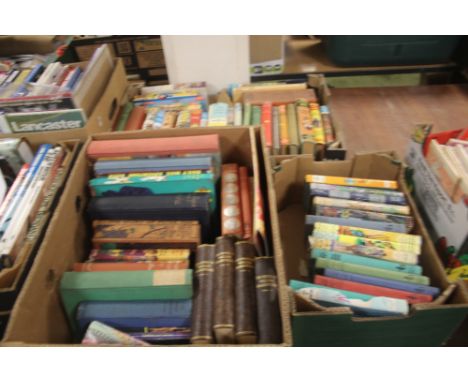 THREE TRAYS OF VINTAGE CHILDREN'S BOOKS TO INCLUDE BIGGLES, JENNINGS, SECRET SEVEN WITH DUSTJACKETS (TRAYS NOT INCLUDED)