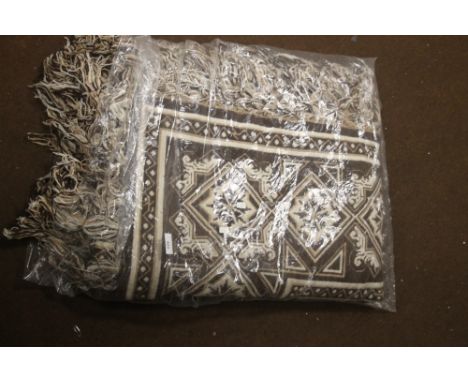 A VINTAGE WOOLLEN BLANKET