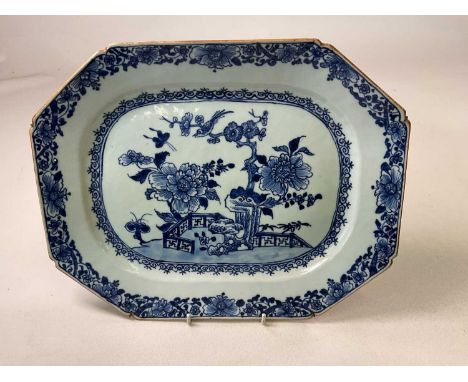 A large circa 1800 Chinese Export blue and white meat plate of canted rectangular form, length 37.5cm, width 29.5cm.Condition