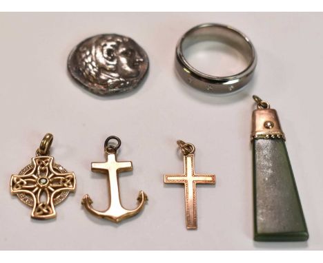 Three 9ct yellow gold pendants; one anchor and two in the form of a cross, combined approx 4.2g, also a nephrite jade yellow 