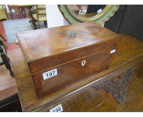 Georgian mahogany tea caddy