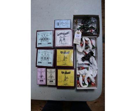 8x Britains model soldier sets. The Crimean War, The Charge of the Light Brigade - Russian Infantry (3114). 2x The Queen's 16