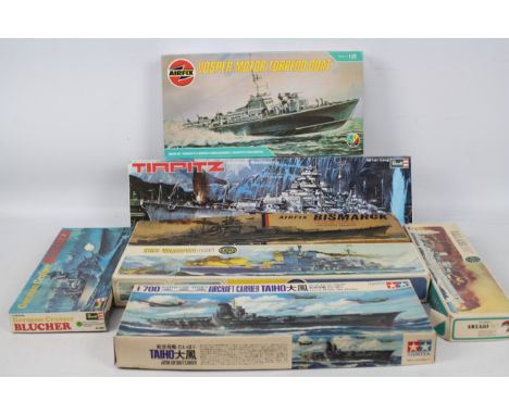 Airfix - Revell - A fleet of seven boxed plastic ship and boat model kits in a variety of scales. Lot includes Airfix #03204-