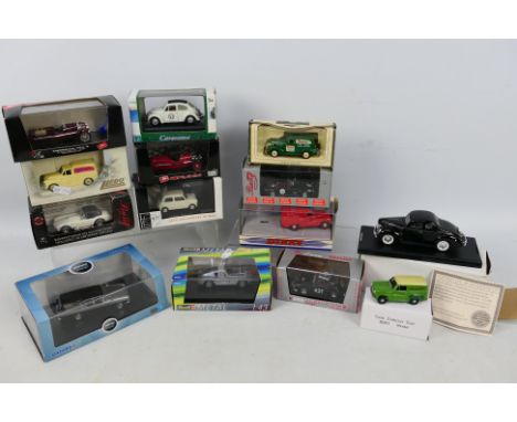 Oxford Diecast - Brumm - Cararma - Bang - Others - A boxed group of 13 diecast model vehicles in various scales. Lot includes