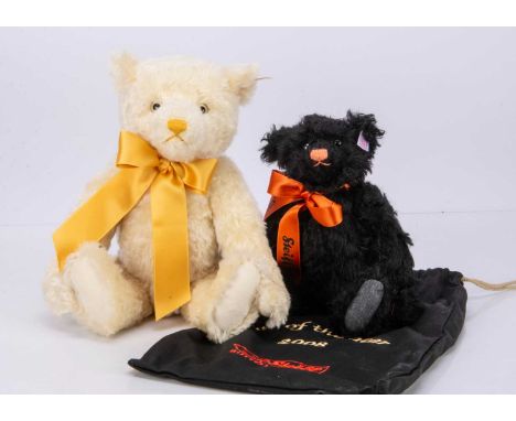 Two Steiff limited edition teddy bears with champagne mohair, 3213 of 4000, in original box with certificate and paper bag --