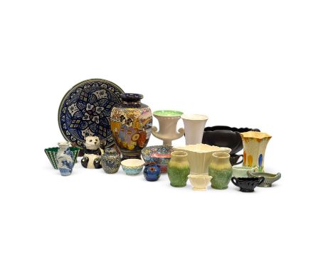 ***REOFFER 7TH MARCH &pound;30 - 50***

A large collection of miscellaneous ceramics, to include a Beswick Panda teapot, a bl