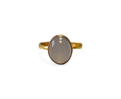 22ct Yellow Gold Moonstone Single Stone Ring Size P 1/2 Approximately  Weight: 2.2g