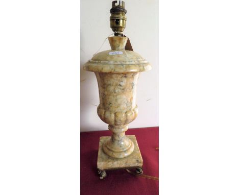 20th C Italian alabaster urn shaped table lamp, on gilt metal dolphin feet (H31cm) 