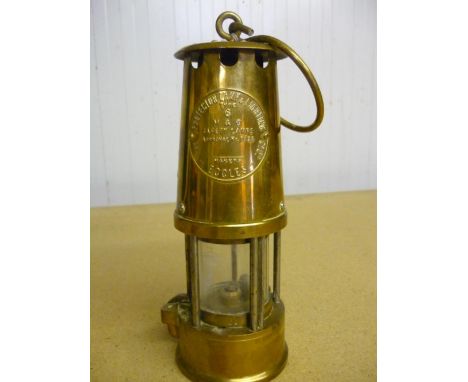 Protector Type 6 brass miners lamp (23cm) 