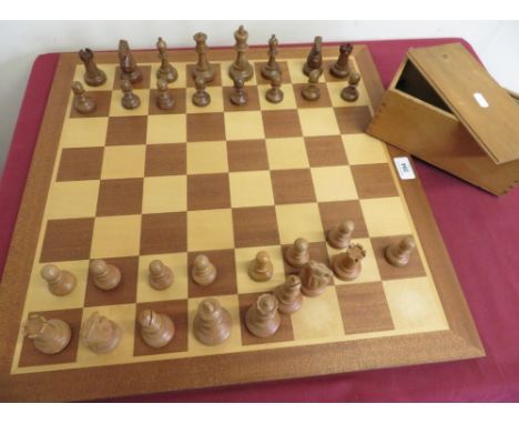 Large turned wooden chess set with lightly weighted bases, on chessboard in box (king H8.75cm) 