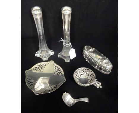 A silver bon bon dish of pierced form on a pedestal, Birmingham hallmarks, together with a silver caddy spoon, an silver oval