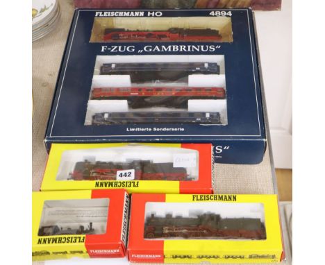 Fleischmann boxed HO 4894 set, 4828 and 4160 locos and tenders, 814098 tank loco