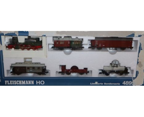 Fleischmann boxed HO train sets: 4885, 4895, 4897, 4898, boxes damaged and 4898 lacking locomotive