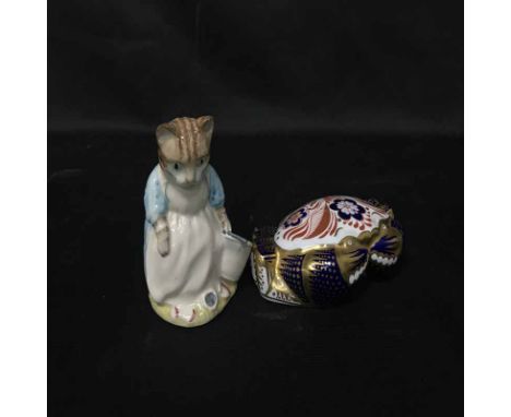 ROYAL CROWN DERBY CRAB PAPERWEIGHTalong with a Beswick group 'A Family Mouse', Royal Albert 'Ribby and the Patty Pan', Losomo