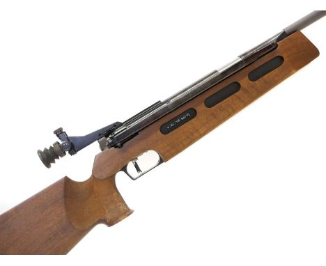 For spares or repair, Original model 75 .177 air rifle, serial number 007292,  18 inch barrel, fitted with diopter sights and