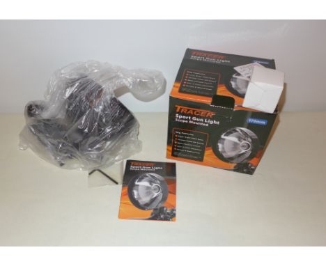 A new boxed Tracer 170mm sport gun light (scope mounted)